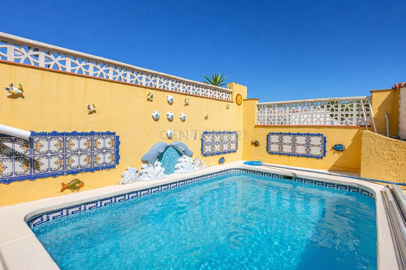 Foto 5e0fa592-8fb2-46eb-8f28-c8d656771629. Casa adossada a cl serra del reclot 6la nucia (alicante) 6 a Nucia (la)