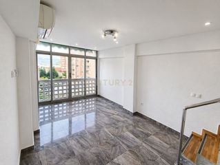 Duplex in Av ametlla de mar 32 benidorm (alicante) 32. Dúplex en rincón de loix, benidorm  2 dormitorios y excelente ub