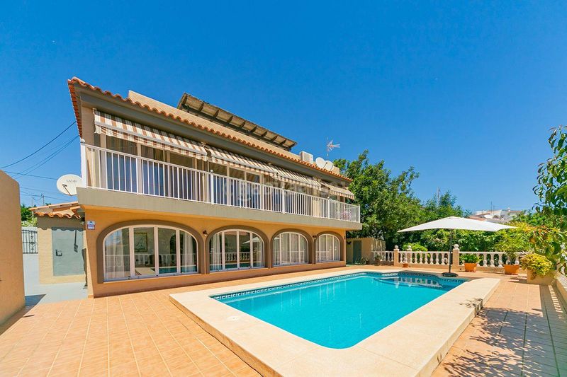 Foto 3da8882e-c232-4d78-a5d7-e16e11eb0cdf. Alquiler apartamento en ur ortenbach 10(j) Calp (alicante) alquiler de invierno en ortenbach apartamento en planta baja con piscina en Calp