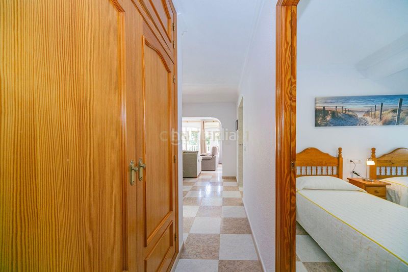 Foto 61f7fc5c-9289-45f2-8304-c0a3afdddd56. Alquiler apartamento en ur ortenbach 10(j) Calp (alicante) alquiler de invierno en ortenbach apartamento en planta baja con piscina en Calp