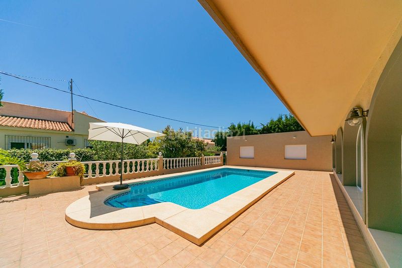 Foto 69983ecb-0456-47b3-99c0-44265f364b1d. Alquiler apartamento en ur ortenbach 10(j) Calp (alicante) alquiler de invierno en ortenbach apartamento en planta baja con piscina en Calp