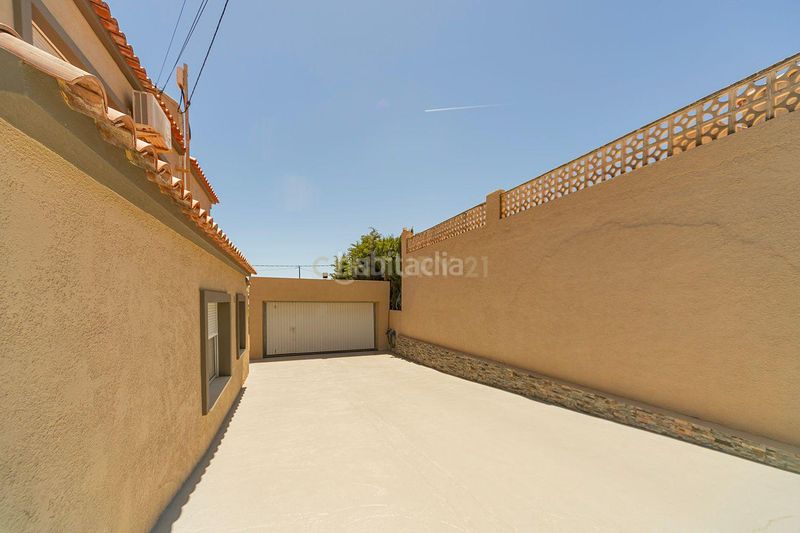 Foto ecd452ed-fc76-4830-af15-f09793ae9614. Alquiler apartamento en ur ortenbach 10(j) Calp (alicante) alquiler de invierno en ortenbach apartamento en planta baja con piscina en Calp