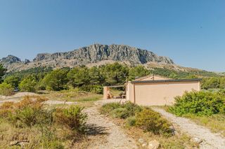 Mas  Cm bernia carretera 20 xalo (alicante). Casa de campo aislada con espectaculares vistas a bernia y al ma