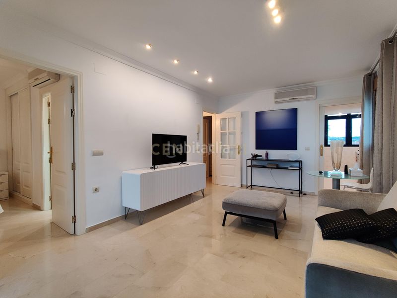 Foto 3d9b6140-8beb-48e0-810a-de6fc8216c05. Alquiler piso en la niña 6 apartamento en primera línea de playa con vistas al mar, parking y trastero e en Calp