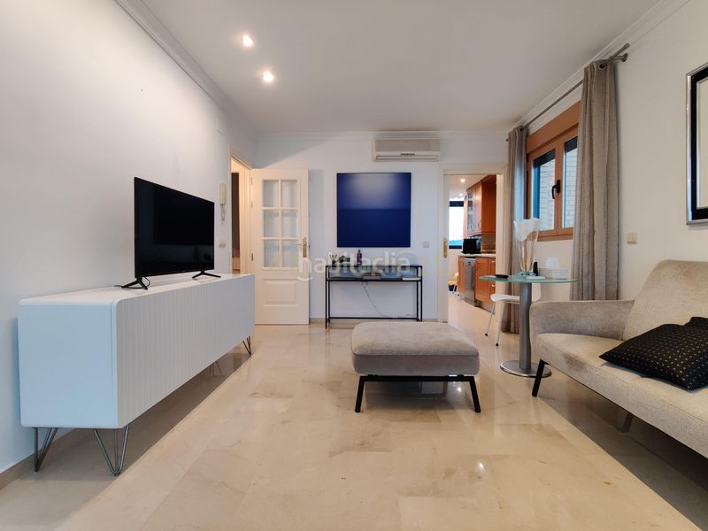 Foto 4a63d356-3a30-41ff-b8a3-574fb68a47a7. Alquiler piso en la niña 6 apartamento en primera línea de playa con vistas al mar, parking y trastero e en Calp