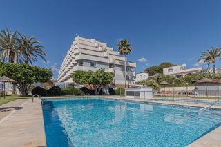 Apartament en Ur caleta 28(a)calp (alicante). Estudio en galetamar, calpe  vistas al mar y monta�a  gesti�n pr
