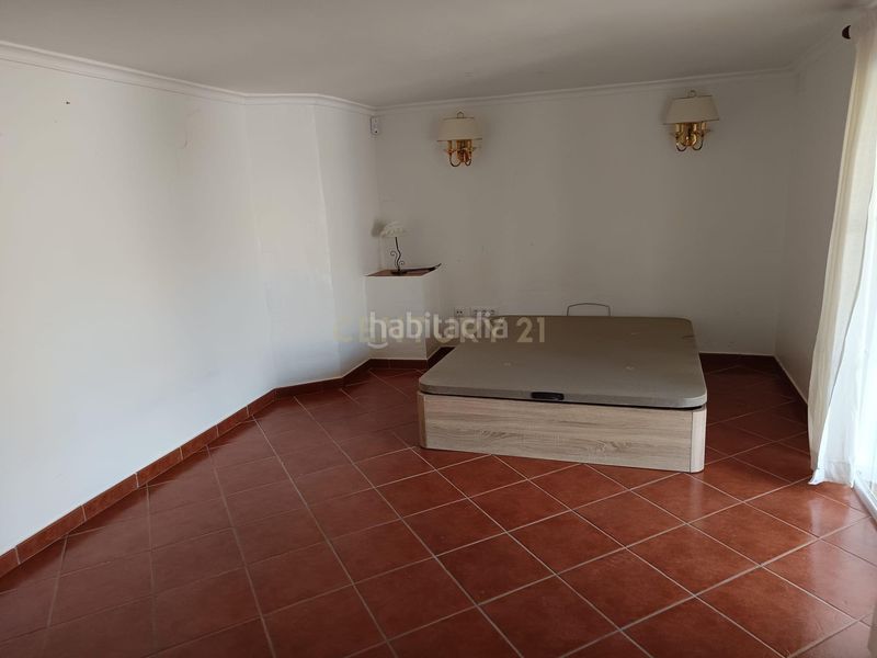 Foto e1b5a11b-0dd9-469c-96c0-710f6d46e4ce. Xalet amb aparcament piscina a Cometa Calp