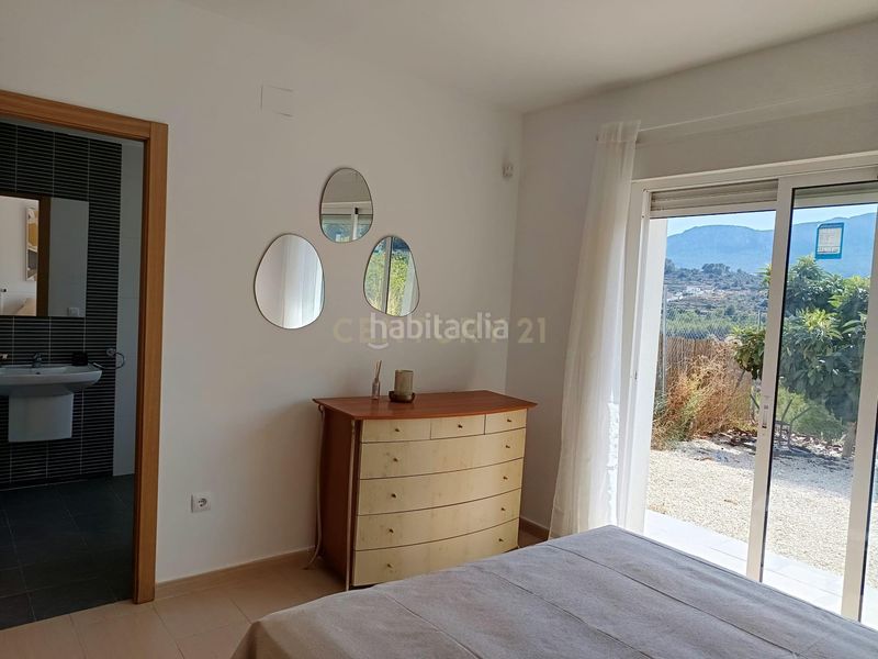 Foto 1576d749-61e0-4854-9b6c-e2e988c8c8d7. Casa amb piscina a La Empedrola Calp