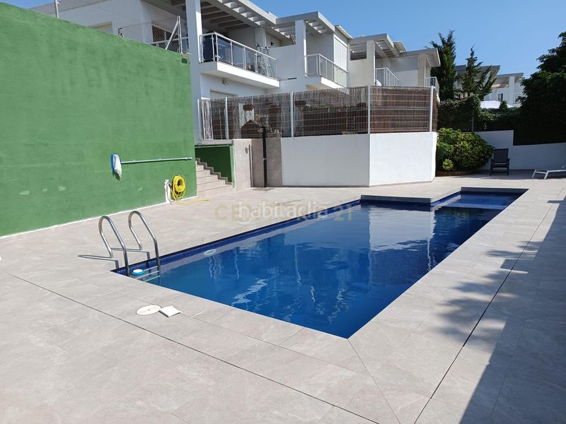 Foto d6027172-297c-4453-acde-d8c931a930dc. Casa amb piscina a La Empedrola Calp