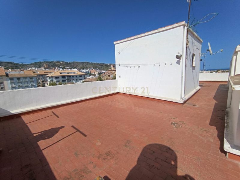 Foto 1dad89cc-1ff7-4b1d-9e22-a415dfe76266. Apartamento en plaza de játiva amplio apartamento de cuatro habitaciones con ubicación céntrica en xabia. en Xàbia