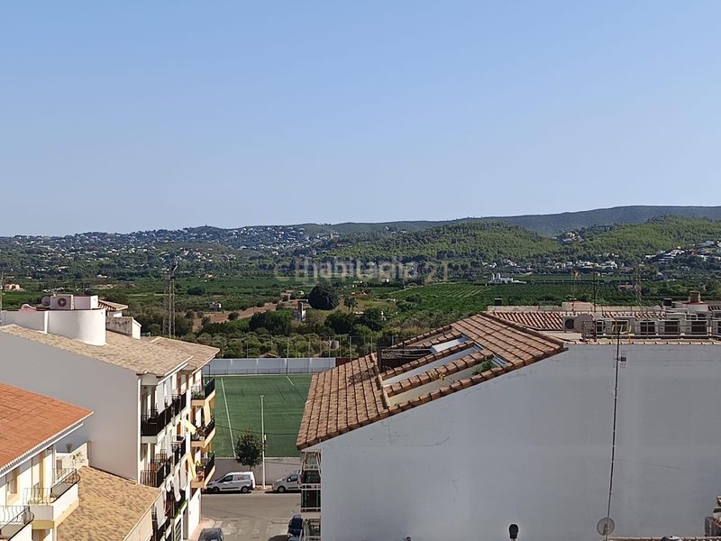 Foto 6605c168-4972-40bd-8e1d-14414268cc64. Apartamento en plaza de játiva amplio apartamento de cuatro habitaciones con ubicación céntrica en xabia. en Xàbia