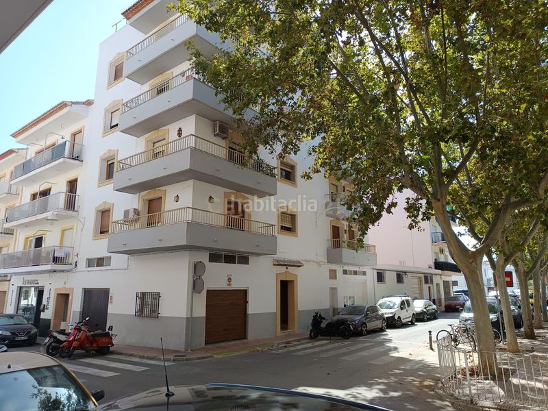 Foto 8b233134-461f-4646-a8b7-9147cbcc6abe. Apartamento en plaza de játiva amplio apartamento de cuatro habitaciones con ubicación céntrica en xabia. en Xàbia