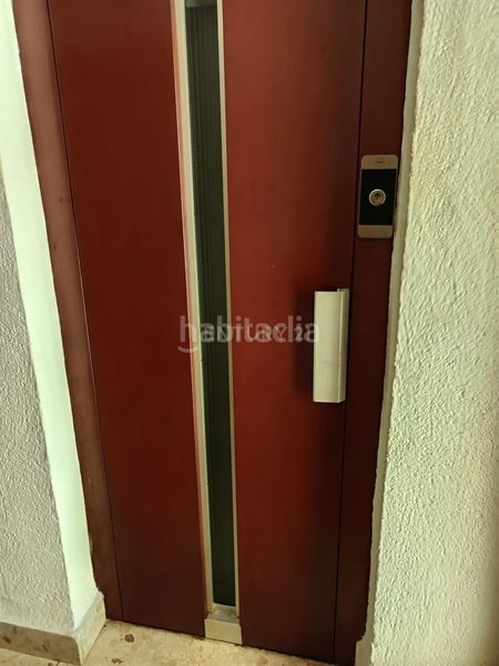 Foto 9bd91c09-129e-45c0-96c5-d287fa0e5b50. Apartamento en plaza de játiva amplio apartamento de cuatro habitaciones con ubicación céntrica en xabia. en Xàbia