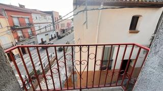 Masia a Riudecanyes. En venta casa para reformar