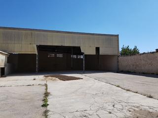 Nau industrial a N/a. Se vende solar urbano en l'olleria