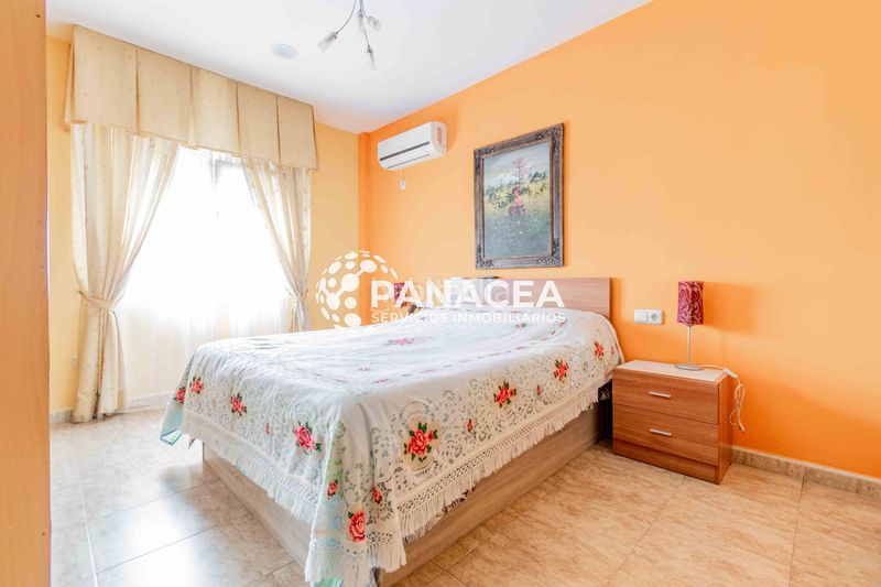 Foto 072fd887-f523-4243-9e1e-a46ee10d8c39. Xalet amb aparcament a Las Cabañuelas Vícar