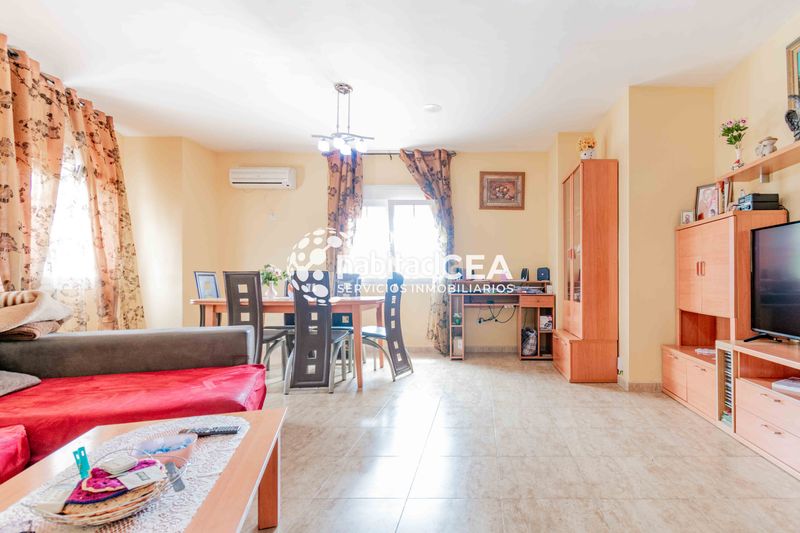 Foto 09515785-4958-43e0-818d-d24600356a42. Xalet amb aparcament a Las Cabañuelas Vícar