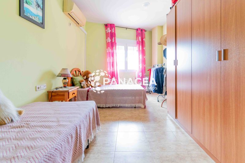 Foto e0c7acee-310c-447d-9637-d6b5b12598e6. Xalet amb aparcament a Las Cabañuelas Vícar