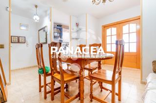 Flat in Pabellón - Estación - El Corte Inglés. Piso en venta en corte inglés