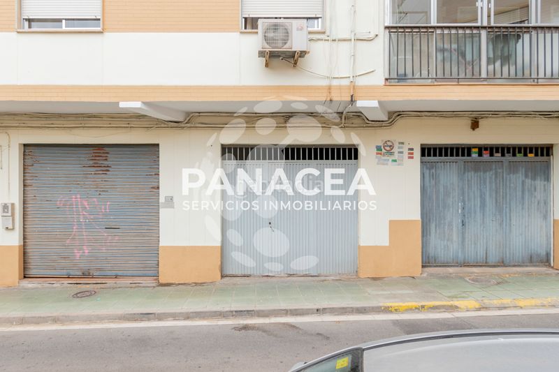 Foto e01dddea-0e35-46f3-92dd-2a4b956e7b42. Aparcament cotxe a Plaza de Toros - Santa Rita Almería