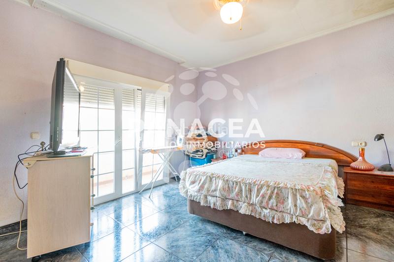 Foto a3518d53-be34-4349-8e68-bb9e576de3eb. Xalet amb aparcament a puebla de Vícar Vícar