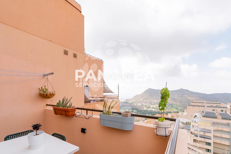 Foto 0859b9c4-1fd2-4158-851c-a7be05198f96. Appartamento con piscina in La Envía Vícar