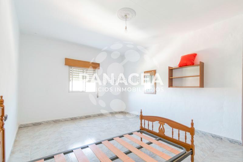 Foto 9303d387-12bc-4d3e-88df-129c5793dbf3. Casa adosada chalet adosado en venta en Abla