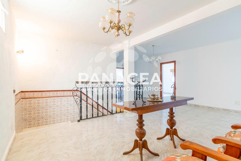 Foto b37f5101-aa4e-405f-a45c-15fa94abdcd2. Casa adosada chalet adosado en venta en Abla