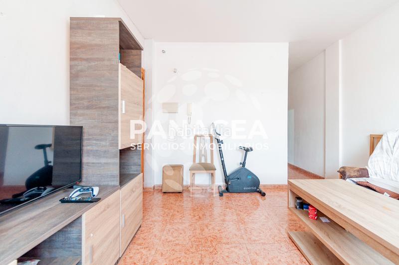 Foto b0267fa0-d119-40ef-b11d-7215df951455. Appartamento in La Gangosa Vícar