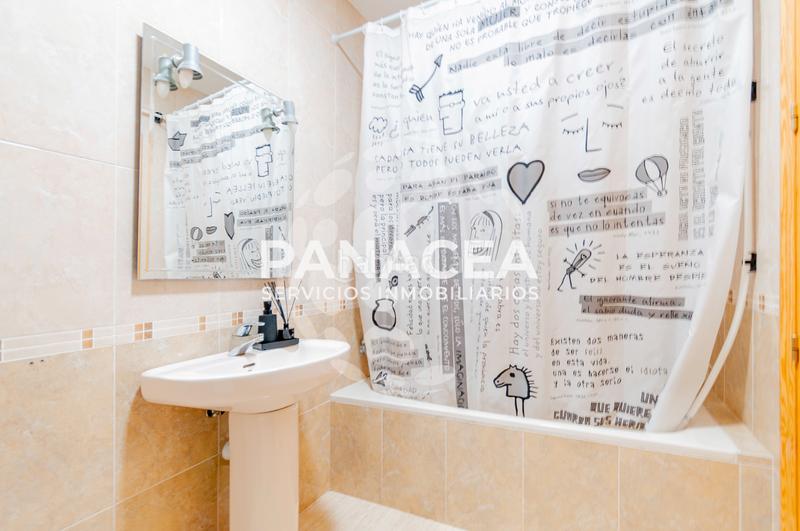 Foto 34853193-4c39-4362-86ad-bde03484e5c7. Piso  en venta en llanos de vicar en Mojonera (La)