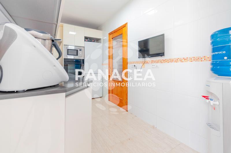 Foto 9a00c6d2-100e-4ca5-be25-2bcce1a2d014. Piso  en venta en llanos de vicar en Mojonera (La)