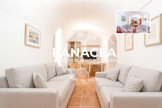 Maison à Gádor. Chalet adosado en venta en gador