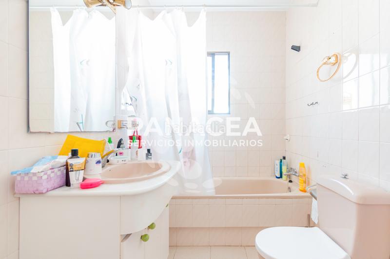 Foto dcdb3b0b-bd8a-4dd5-b7cb-dfdda8600896. Casa chalet adosado en venta en Las Cabañuelas en Vícar