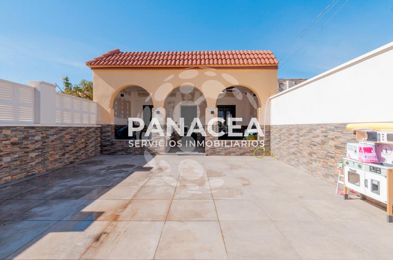 Foto 71c99cb6-29ba-45c9-a01e-ff65b0cf5273. Casa pareada chalet pareado en venta en la mojonera en Mojonera (La)