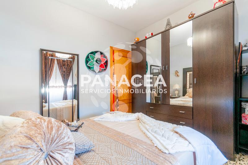 Foto 09a37d11-2015-47b4-88ec-5dbd2a775be1. Xalet a Benalúa