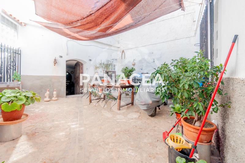 Foto 161d2e1c-071f-42c2-b6f1-d05d98af5dbb. Xalet a Benalúa