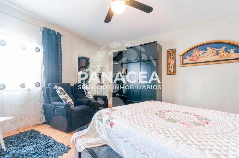 Foto 407ec5b6-e25e-4257-a41c-2bec44a4477e. Xalet a Benalúa