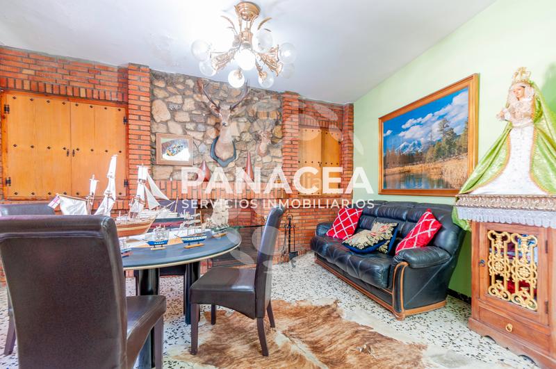 Foto 653b14d5-d25d-405a-ad09-b78b4eba5176. Xalet a Benalúa