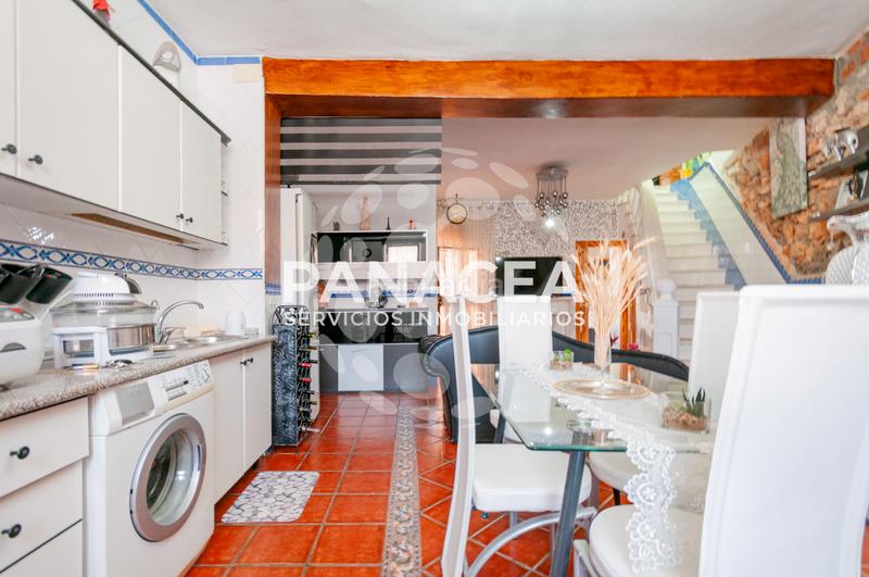 Foto 70001f78-1e27-4677-84c0-247bd4c91f61. Xalet a Benalúa