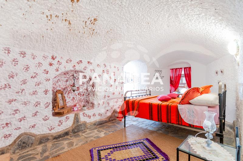 Foto 8f24c910-720a-4483-8310-5e6f0128ab23. Xalet a Benalúa