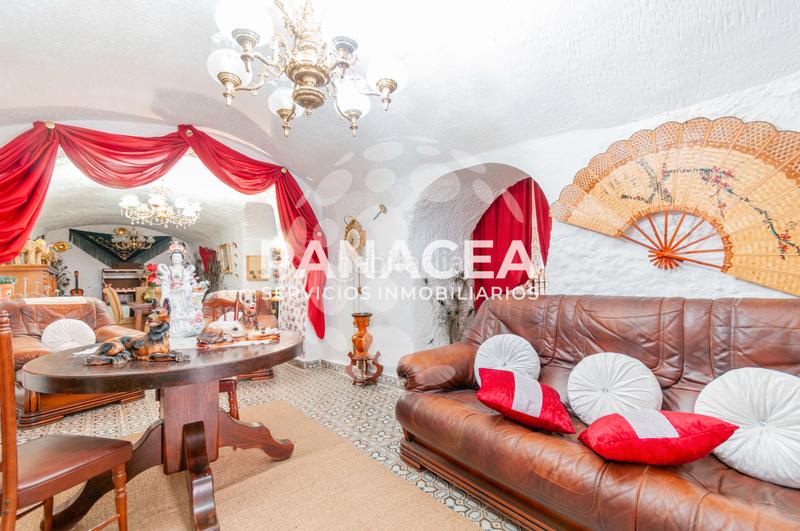 Foto 96877a29-660d-4699-9fe5-50e907881825. Xalet a Benalúa