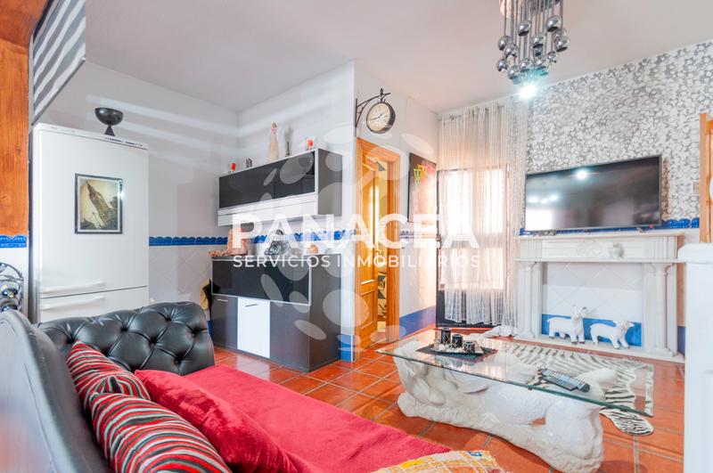 Foto a1824737-8980-4e0a-b705-2af210693a3f. Xalet a Benalúa