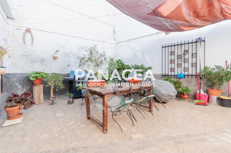 Foto a67c4dc1-a8ea-49da-9be2-ed498e5ab3d8. Xalet a Benalúa