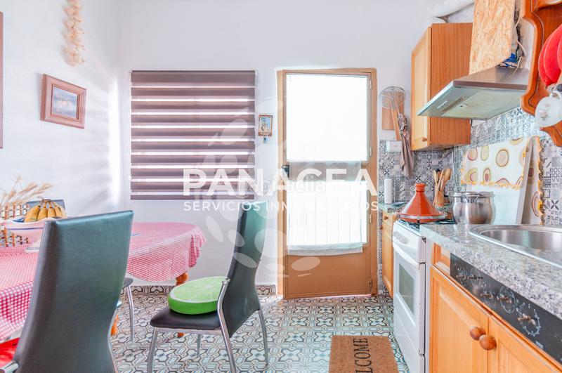 Foto d43d1b0f-4fb8-4669-ad9d-23a25aaade3f. Xalet a Benalúa