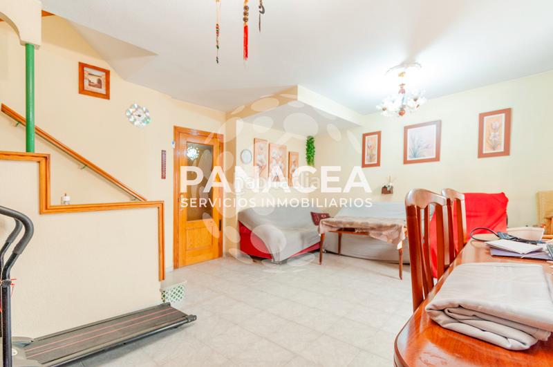 Foto 4e371ac9-714e-4194-8ea4-7c093801d440. Casa a schiera con parcheggio in Roquetas pueblo Roquetas de Mar