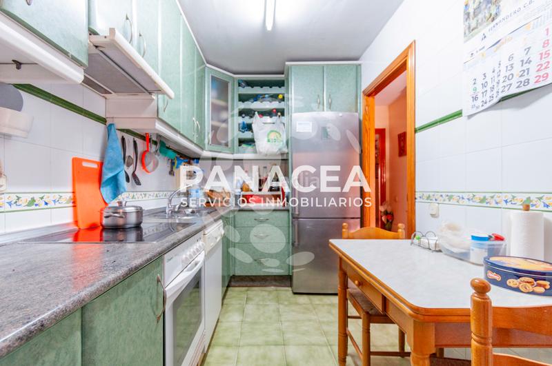 Foto 6ffe03f2-5b36-4ae6-97ad-05d3e61dafb1. Casa a schiera con parcheggio in Roquetas pueblo Roquetas de Mar