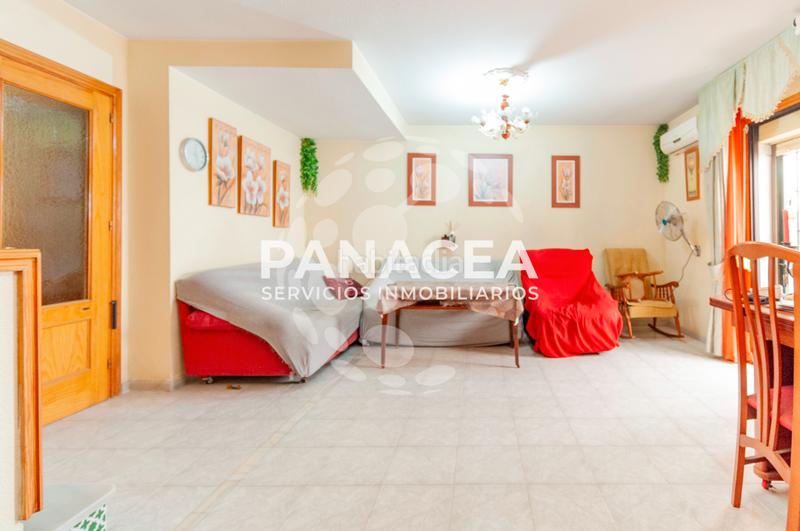 Foto a9caf6cc-adef-4fff-8256-26d744cf5e3a. Casa a schiera con parcheggio in Roquetas pueblo Roquetas de Mar