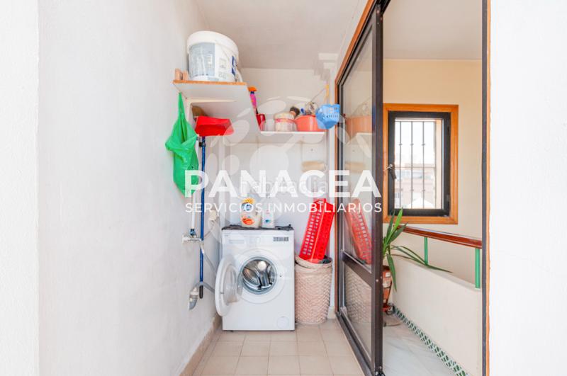 Foto f09f2c7e-eff3-4cac-8866-53ed9ff01964. Casa a schiera con parcheggio in Roquetas pueblo Roquetas de Mar