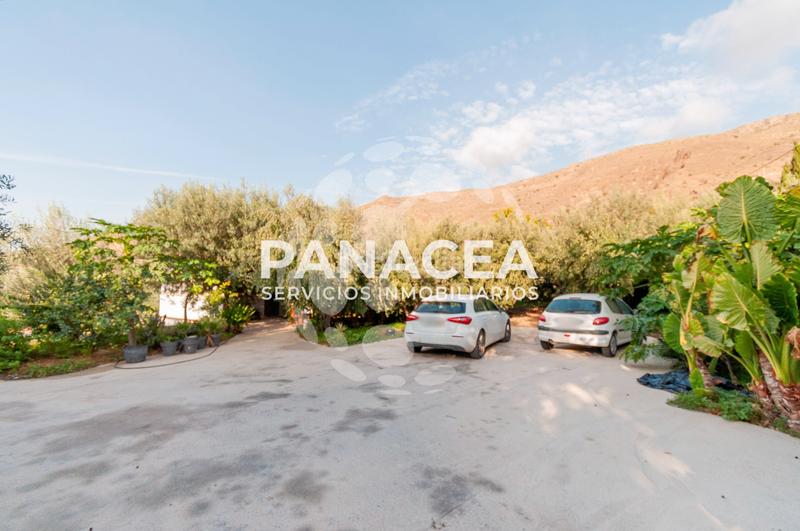 Foto 6e26824c-7c51-4fe3-82b6-db398ecc7792. Masía finca rústica en venta en Vícar pueblo Vícar