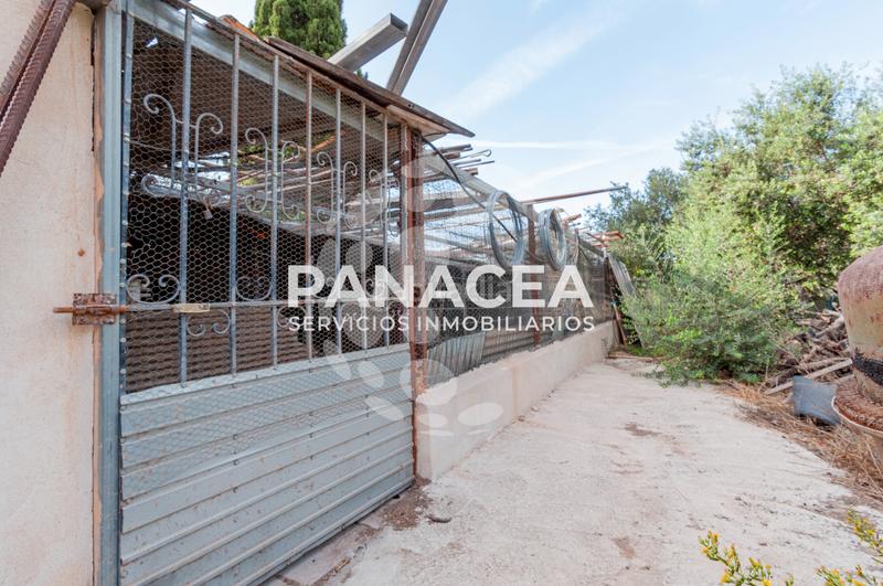 Foto 8d503400-f87c-4b6d-a961-e4f9884e4ce7. Masía finca rústica en venta en Vícar pueblo Vícar